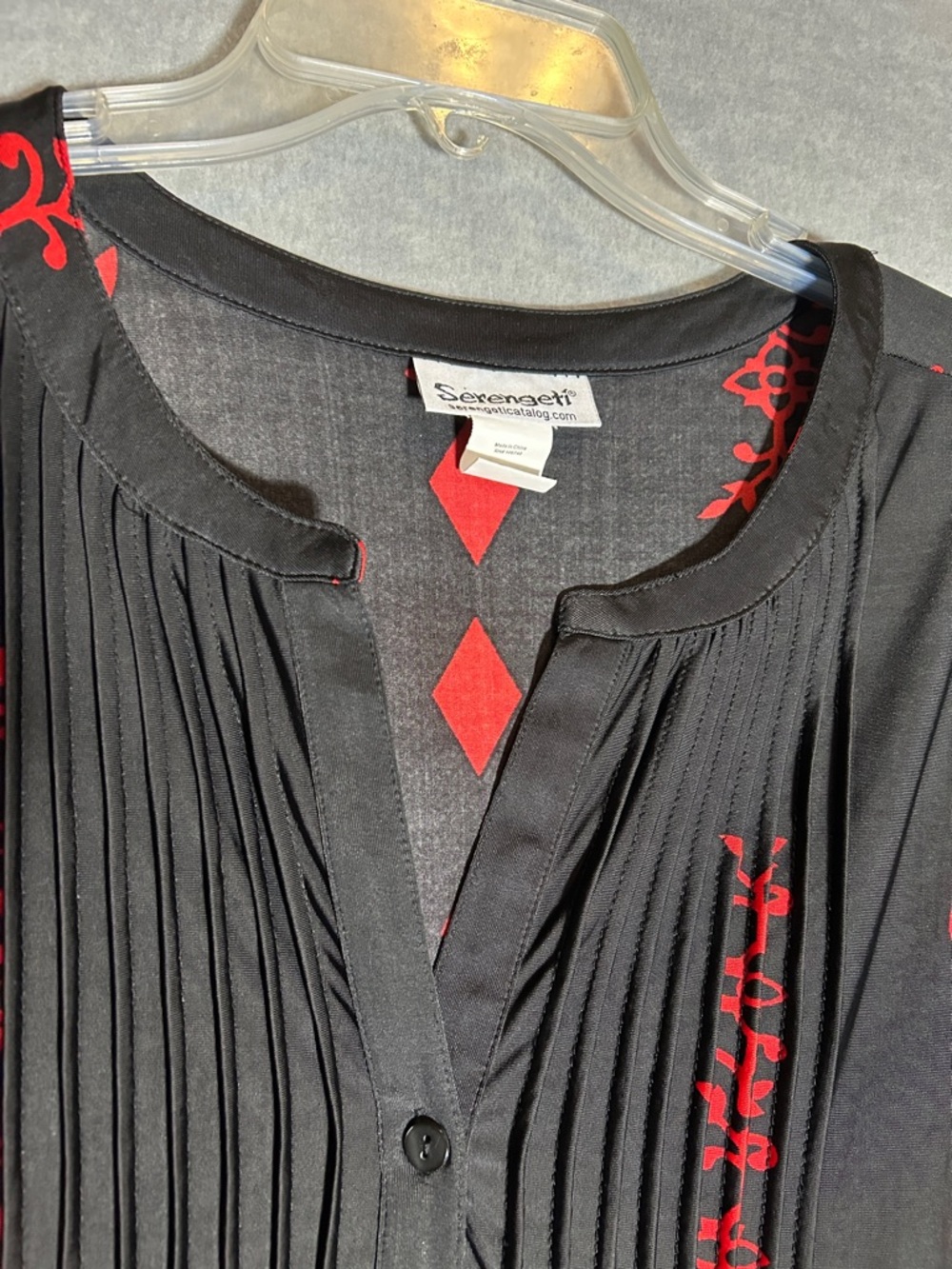 SERENGETI Long Line Jersey Knit Wrinkle Resistant Front Tucks Oversized Top - Picture 3 of 16